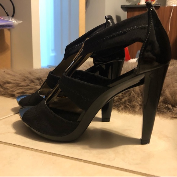 Michael Kors Black Heels - Picture 5 of 6